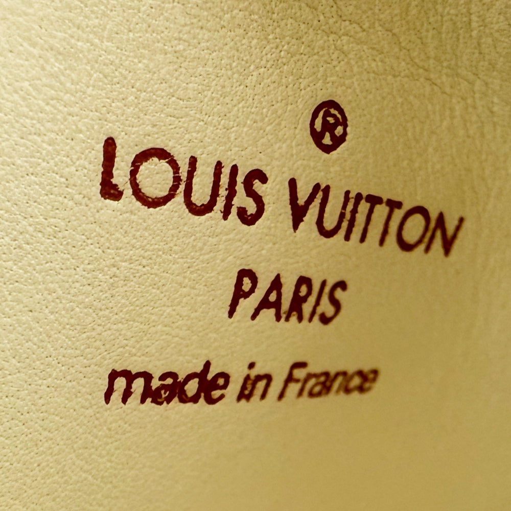 LOUIS VUITTON Cream Suhali L' Inseperable Clutch Bag LHQ1060