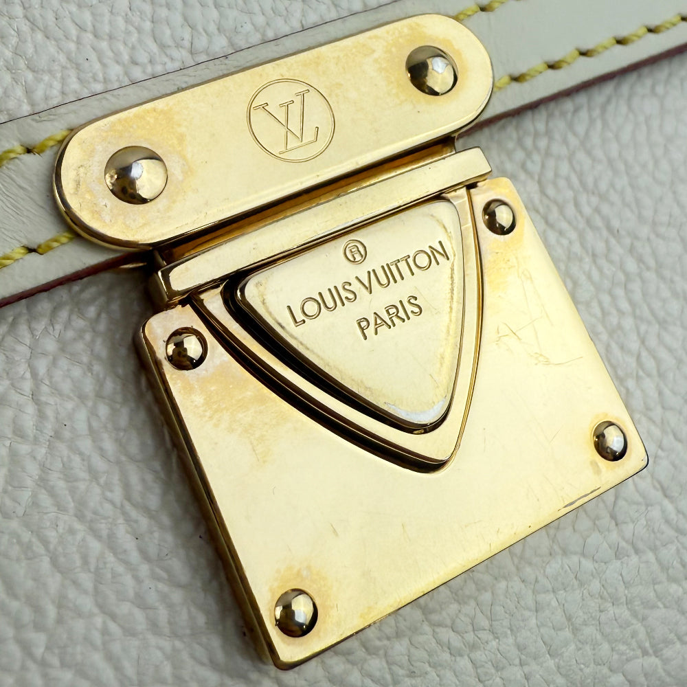 LOUIS VUITTON Cream Suhali L' Inseperable Clutch Bag LHQ1060