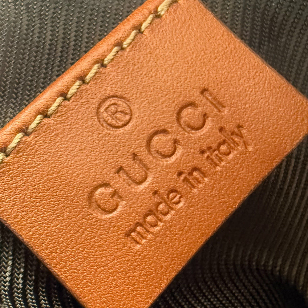 GUCCI GG Supreme Navy & Brown Leather Clutch Pouch LHQ1107