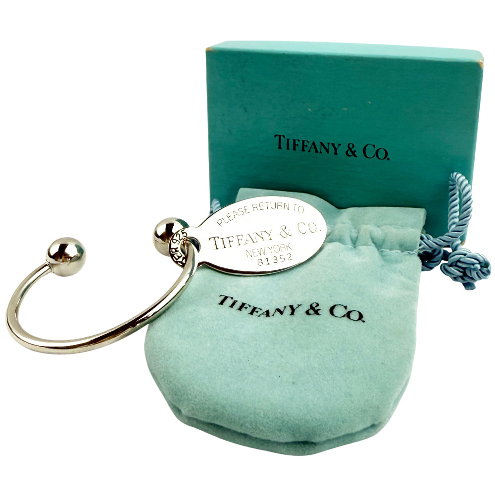 TIFFANY & Co. Large Silver Oval Keyring LHQ1243