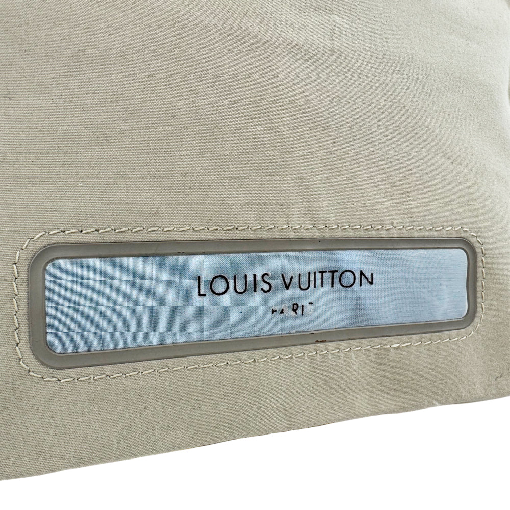LOUIS VUITTON Beige Toiletry Pouch LHQ1244