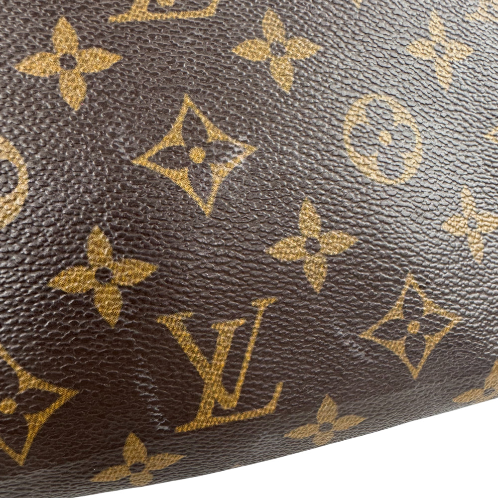 LOUIS VUITTON Monogram Pochette Small Toiletry Pouch LHQ1253