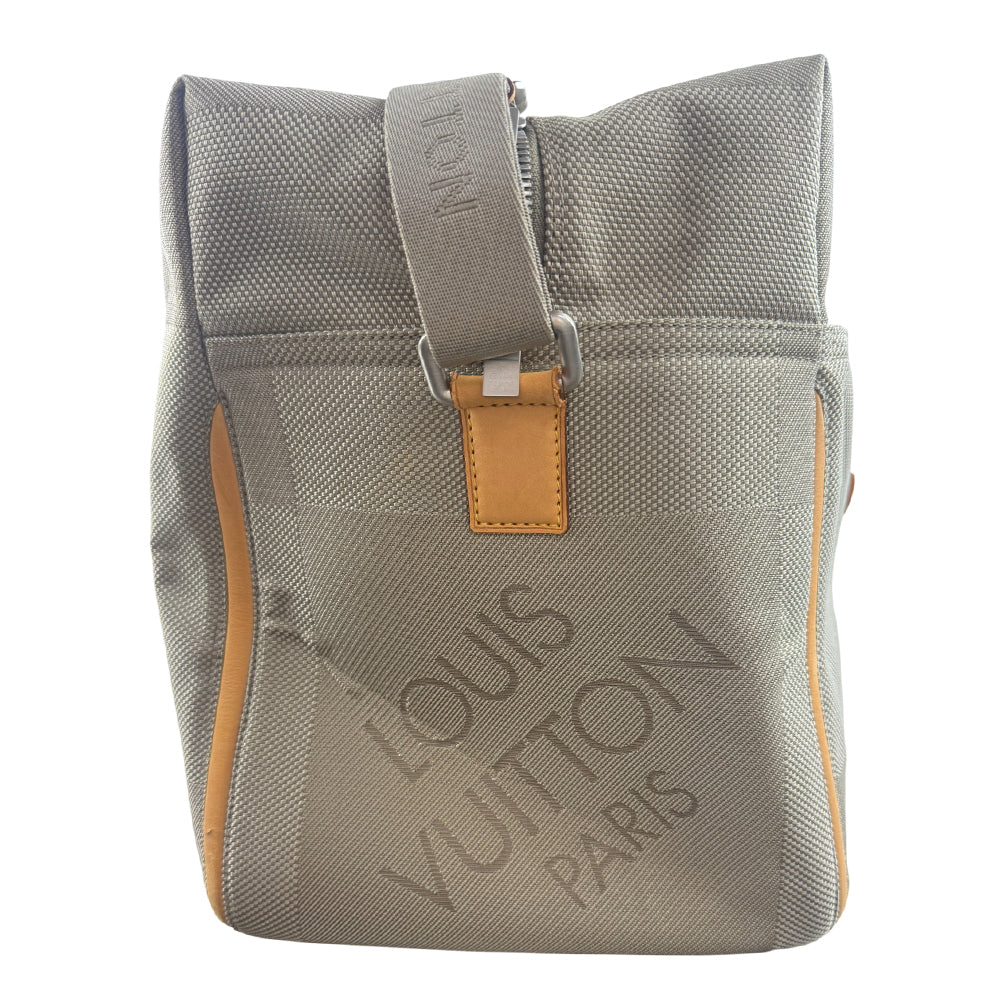 LOUIS VUITTON Grey Geant Large 55 Duffle Bag LHQ1322