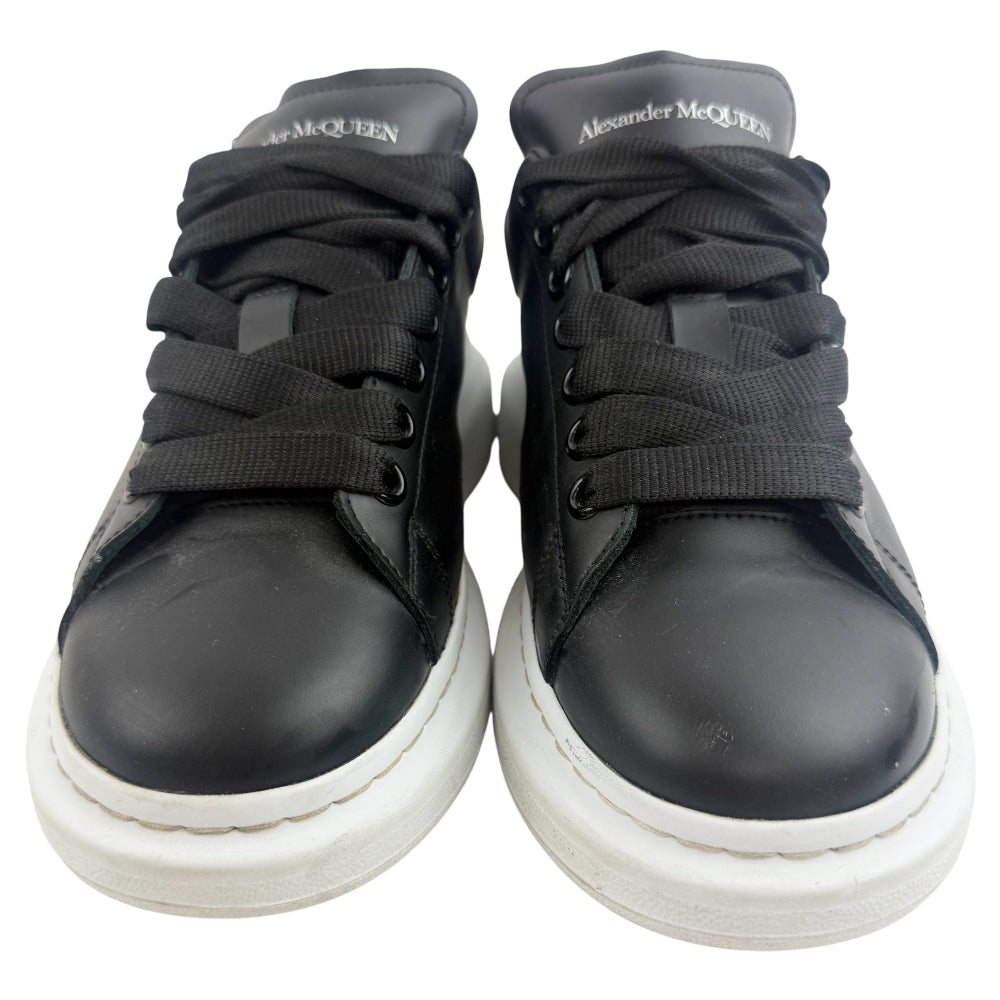 ALEXANDER MCQUEEN Black & White Leather Trainers Size 6 LHQ1358