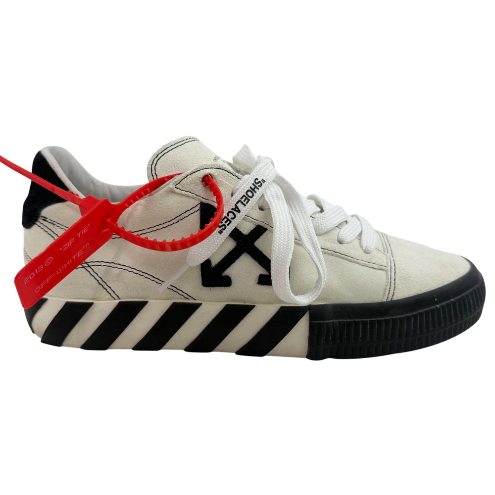 OFF WHITE Cream & Black Arrow Trainers Size 38 5 LHQ1379