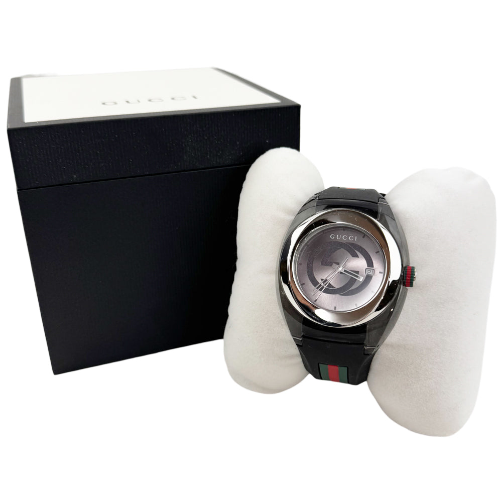 GUCCI Sync Black Dial Black Rubber Sherry Strap Mens Watch LHQ1403