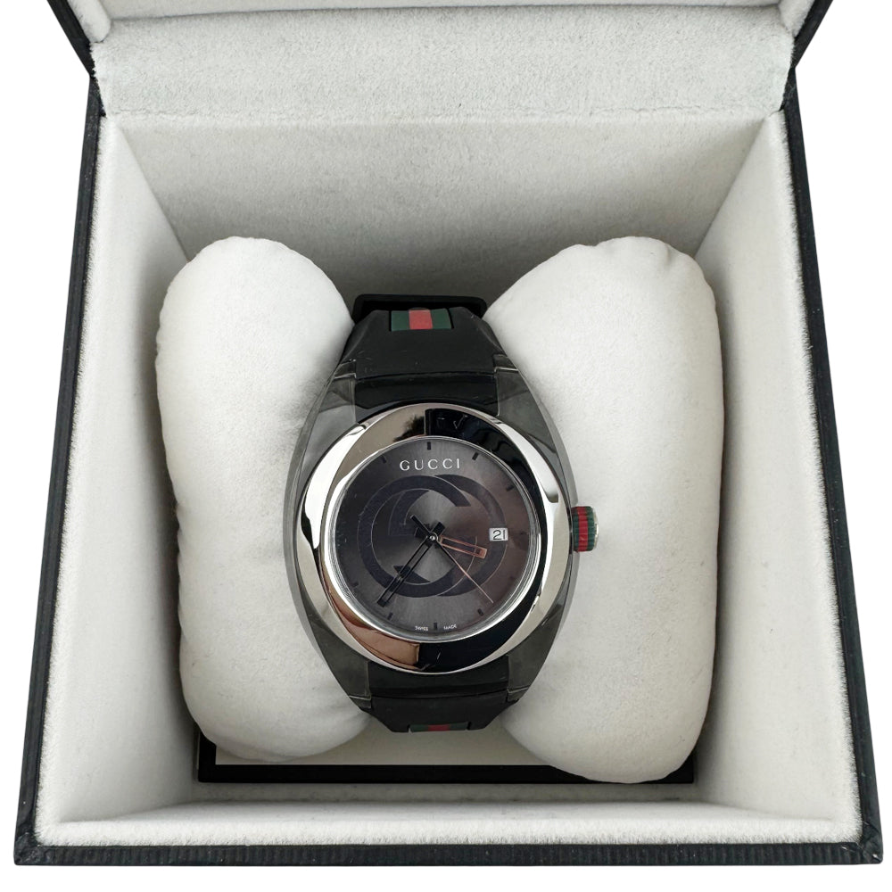 GUCCI Sync Black Dial Black Rubber Sherry Strap Mens Watch LHQ1403