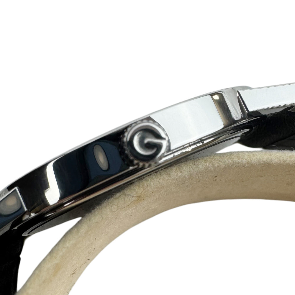 GUCCI Mens Silver & Black Watch LHQ1423