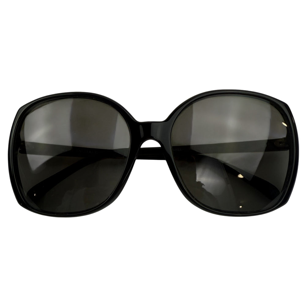 CHANEL Oversized Black Sunglasses LHQ1435