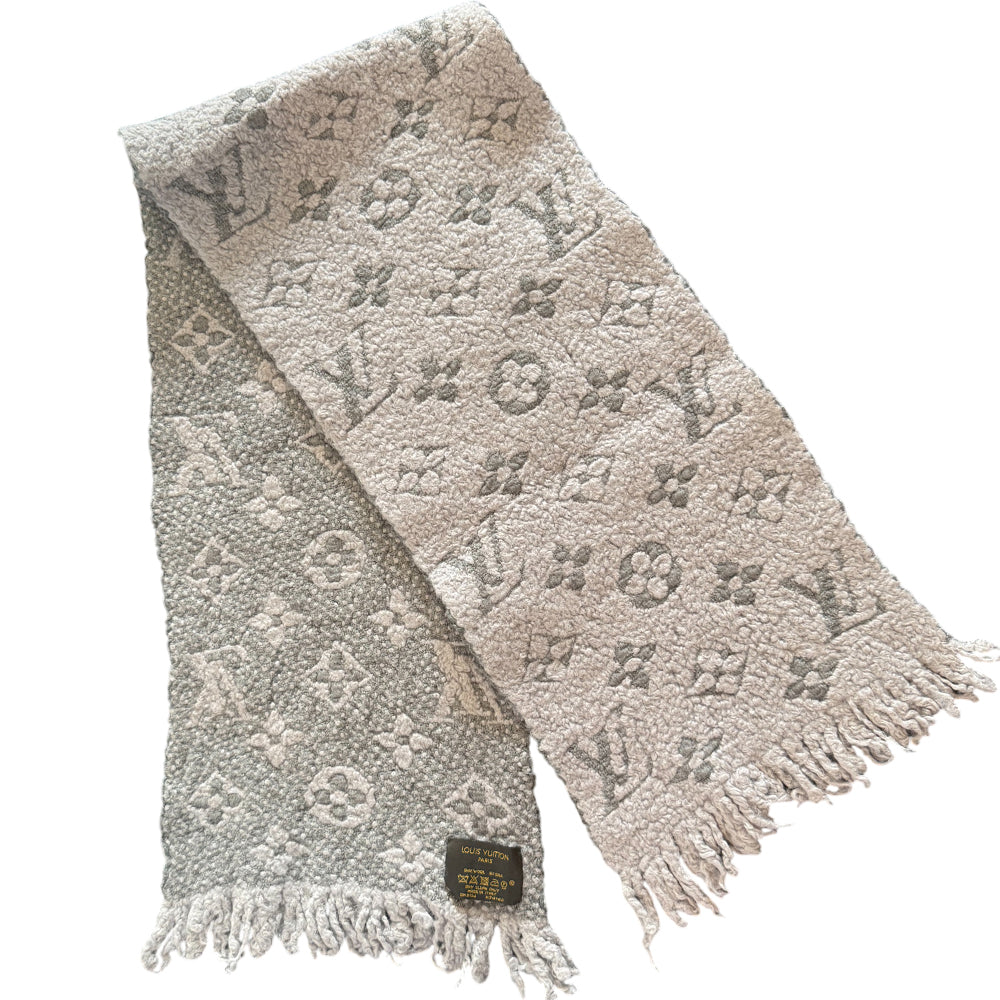 LOUIS VUITTON Monogram Wool Scarf LHQ1450
