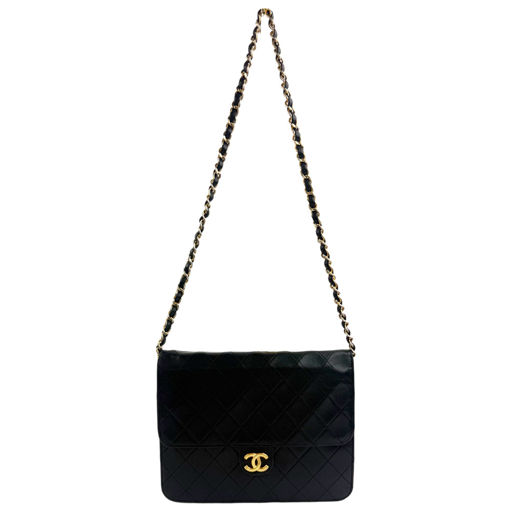 CHANEL Matelasse Black Leather Shoulder Bag LHQ1466