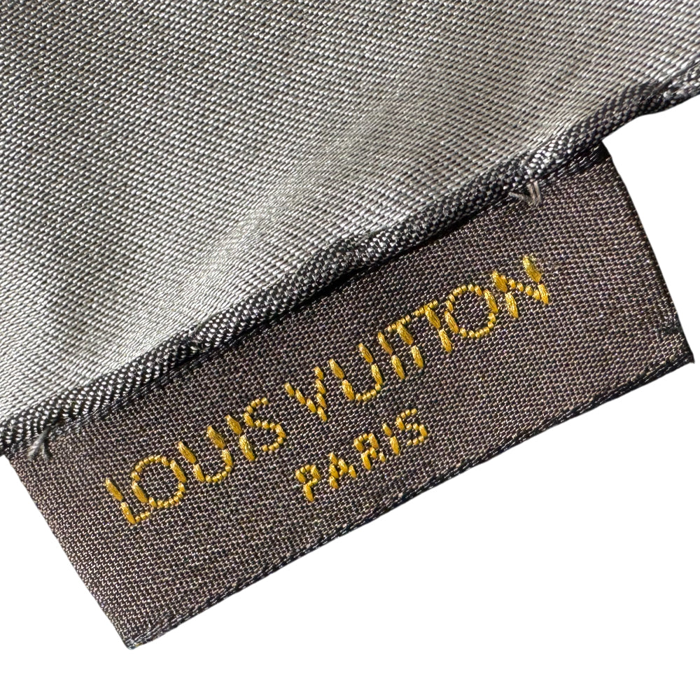 LOUIS VUITTON Grey Silk Scarf LHQ1517
