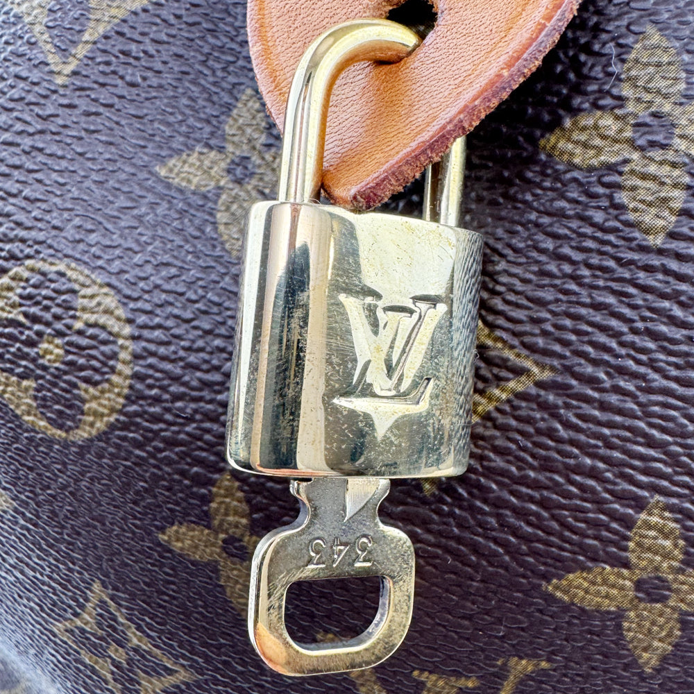 LOUIS VUITTON Sac Souple 45 Monogram Boston Keepall Bag LHQ1522