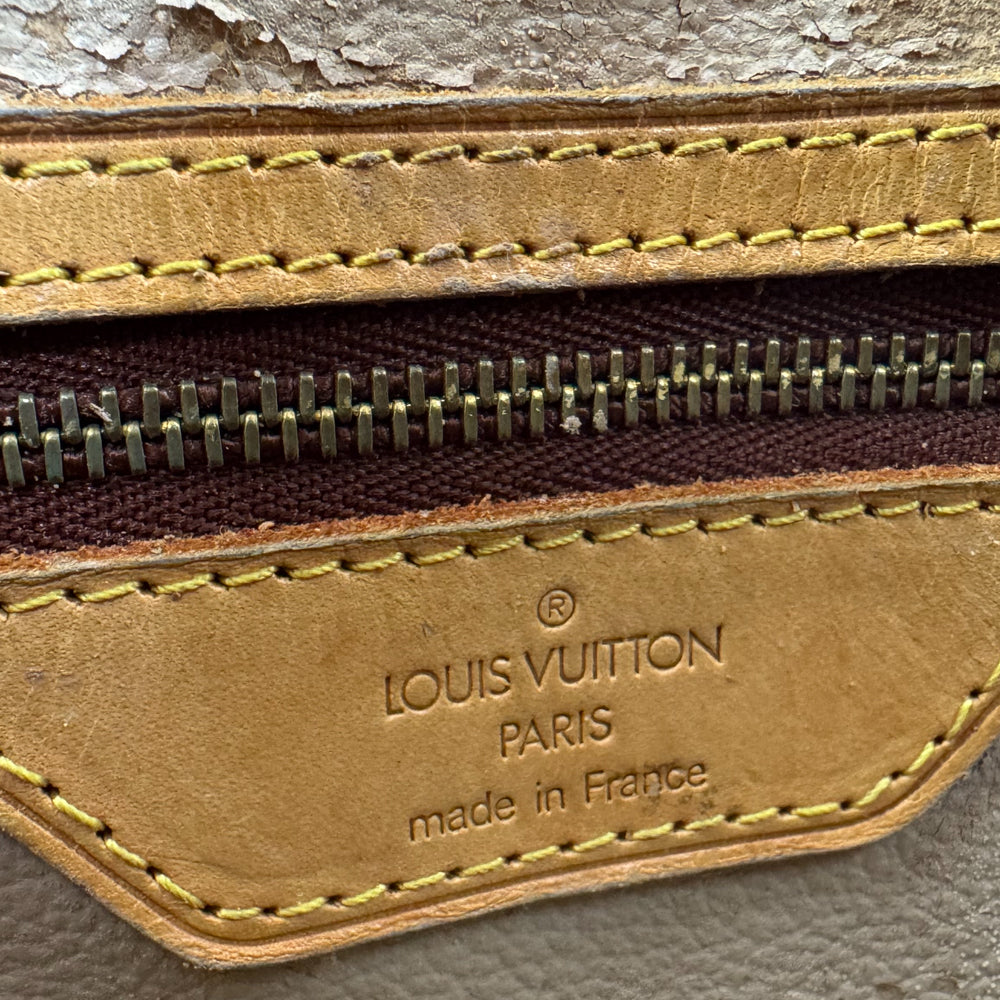 LOUIS VUITTON Brown Monogram Bucket GM Tote Shoulder Bag LHQ1528