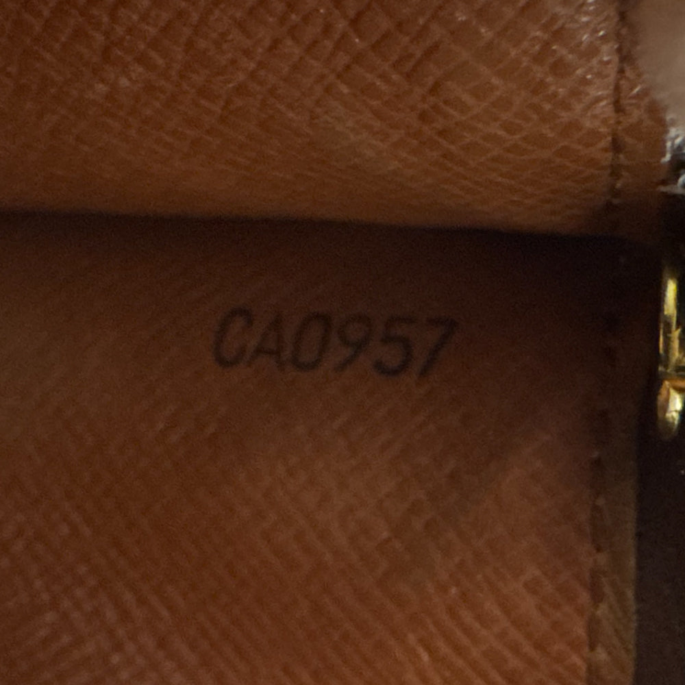 LOUIS VUITTON Pochette Porte Monnaie Purse LHQ1550