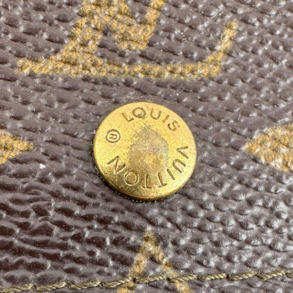 LOUIS VUITTON Monogram Coin Case LHQ1570