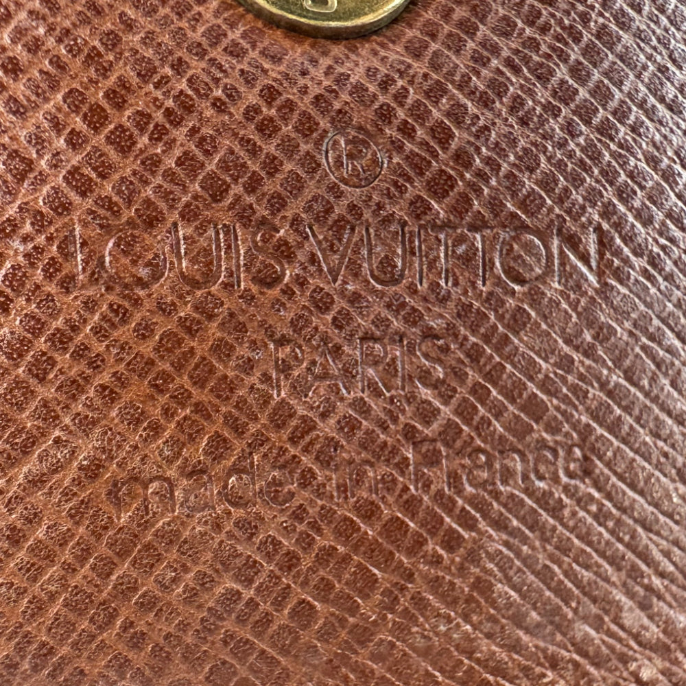 LOUIS VUITTON Monogram Coin Case LHQ1570