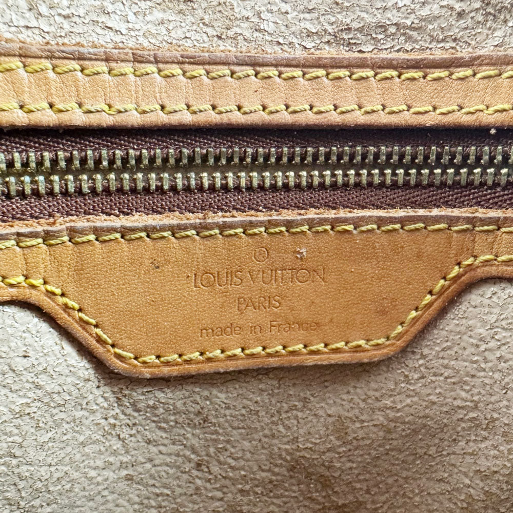 LOUIS VUITTON Bucket PM Monogram Bag LHQ1634