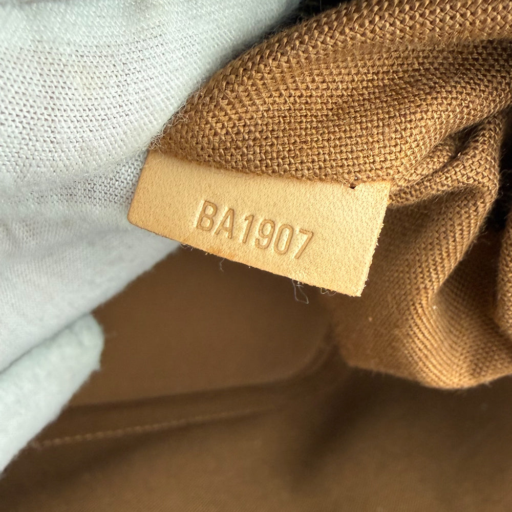 LOUIS VUITTON Alma PM Monogram Handbag LHQ1639