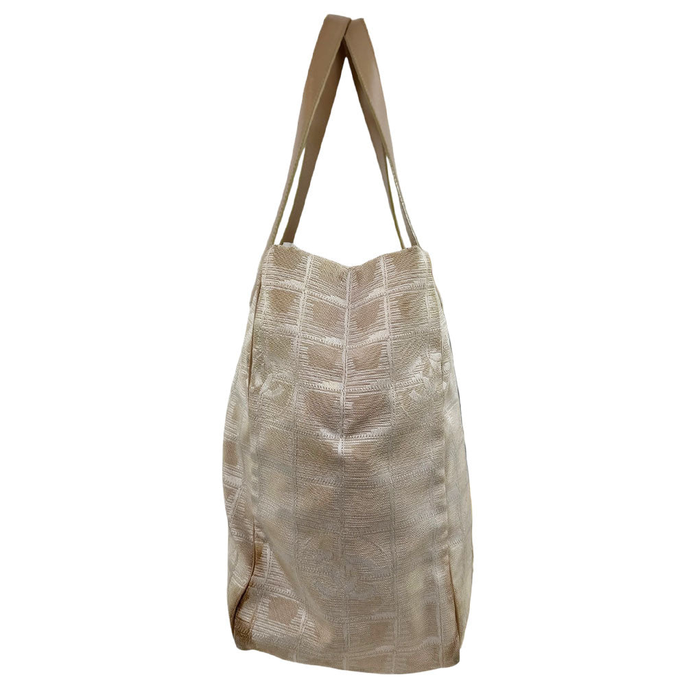 CHANEL Cream New Travel Line Tote Shoulder Bag LHQ1656