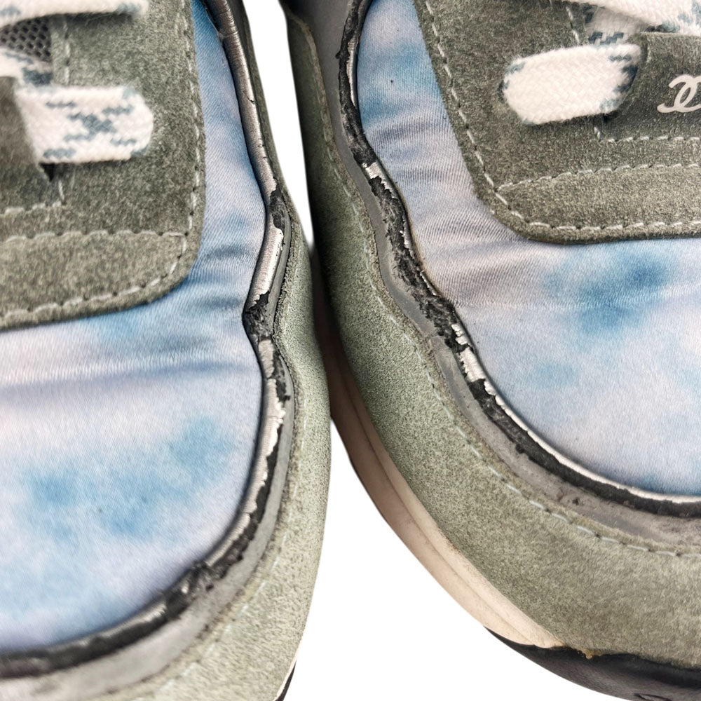 CHANEL Blue CC Runner Trainers Size 6 UK LHQ1660