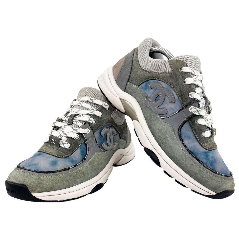 CHANEL Blue CC Runner Trainers Size 6 UK LHQ1660