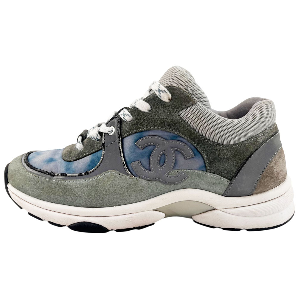 CHANEL Blue CC Runner Trainers Size 6 UK LHQ1660