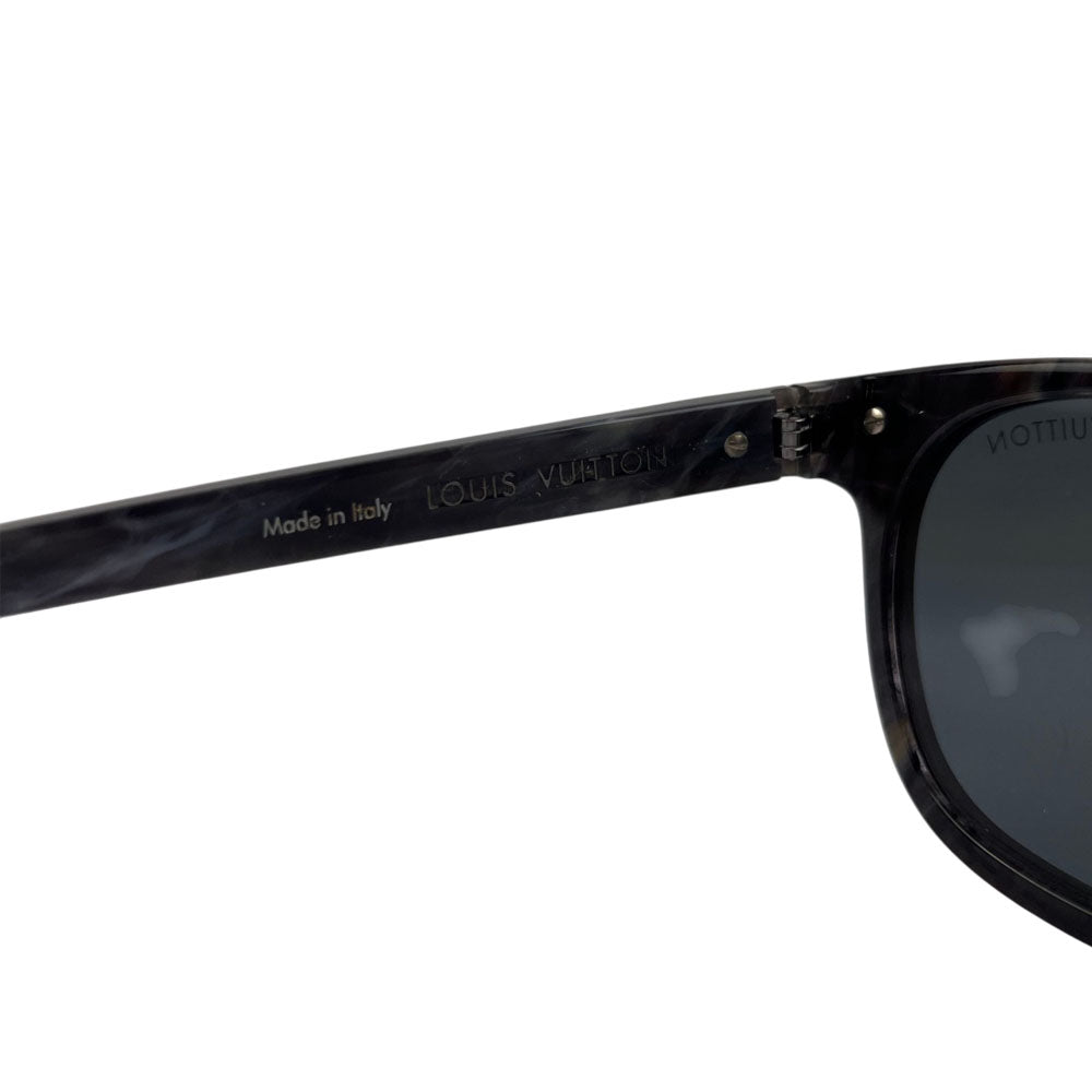 LOUIS VUITTON Marbled Round Black Lens Sunglasses LHQ1715