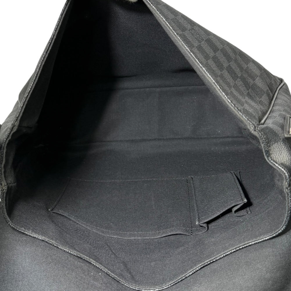 LOUIS VUITTON Daniel MM Messenger Damier Graphit LHQ174