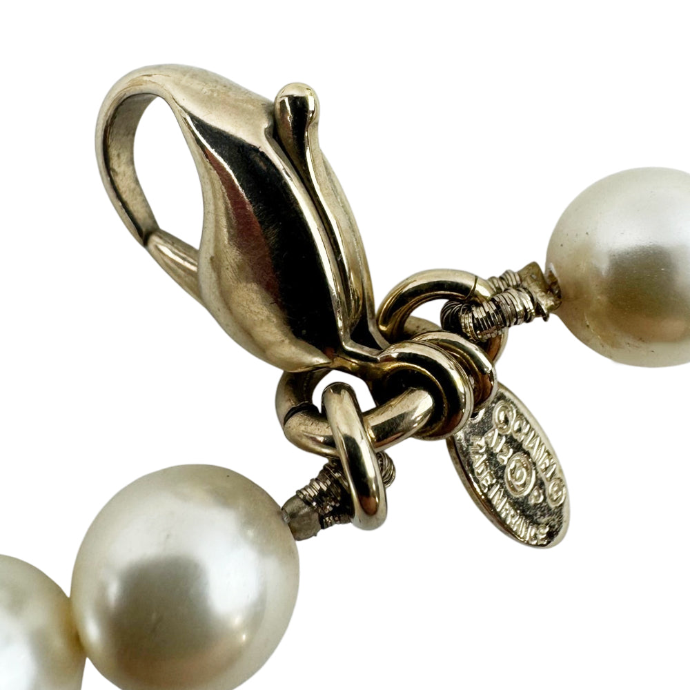 CHANEL Faux Pearl Crystal CC Beaded Necklace LHQ1743