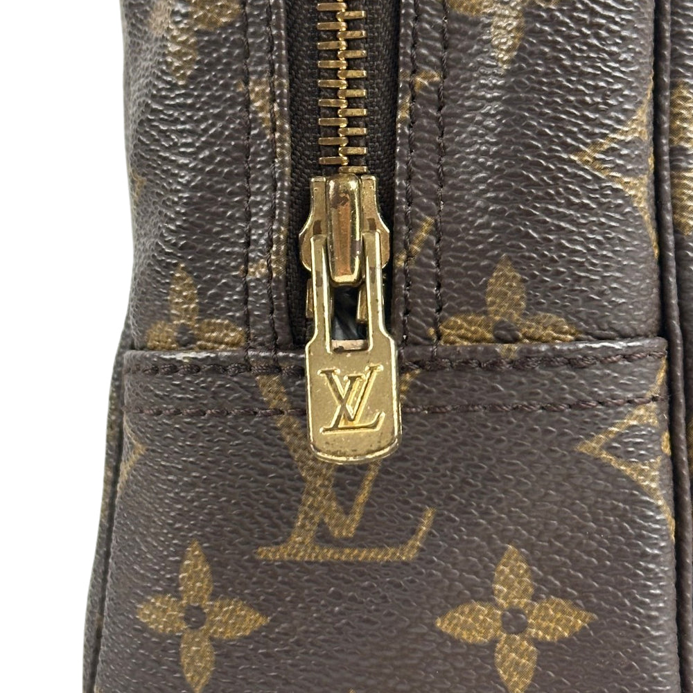 LOUIS VUITTON Brown Monogram Toiletry 28 Bag LHQ1757