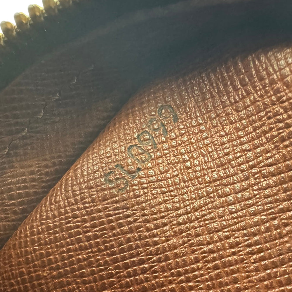 LOUIS VUITTON Danube Brown Monogram Crossbody Bag LHQ1771