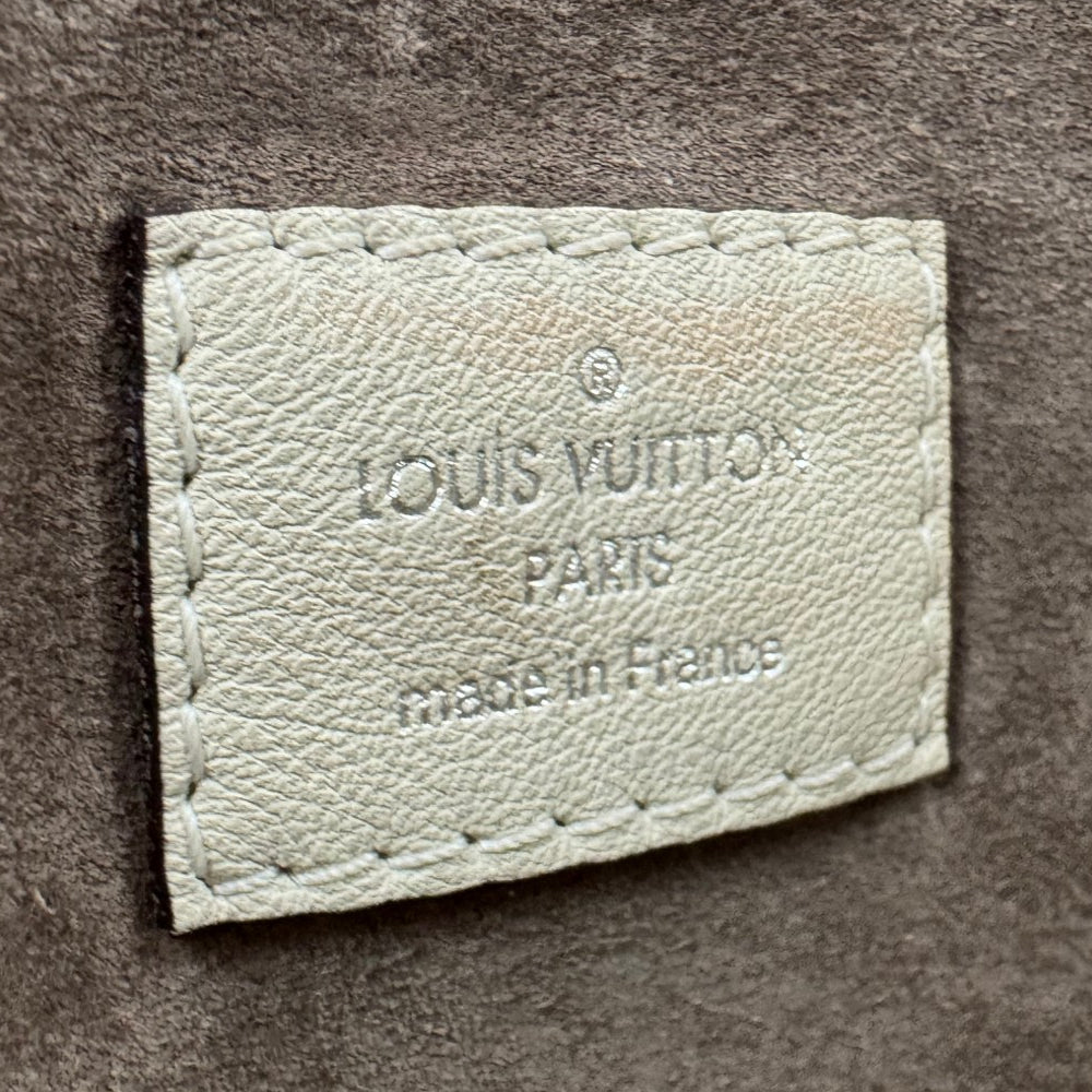 LOUIS VUITTON White Calfskin Leather Parnassea Bagatelle Hobo Bag LHQ1825