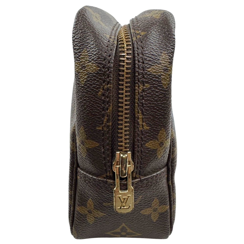 LOUIS VUITTON Monogram Toiletry 23 Pouch LHQ1869