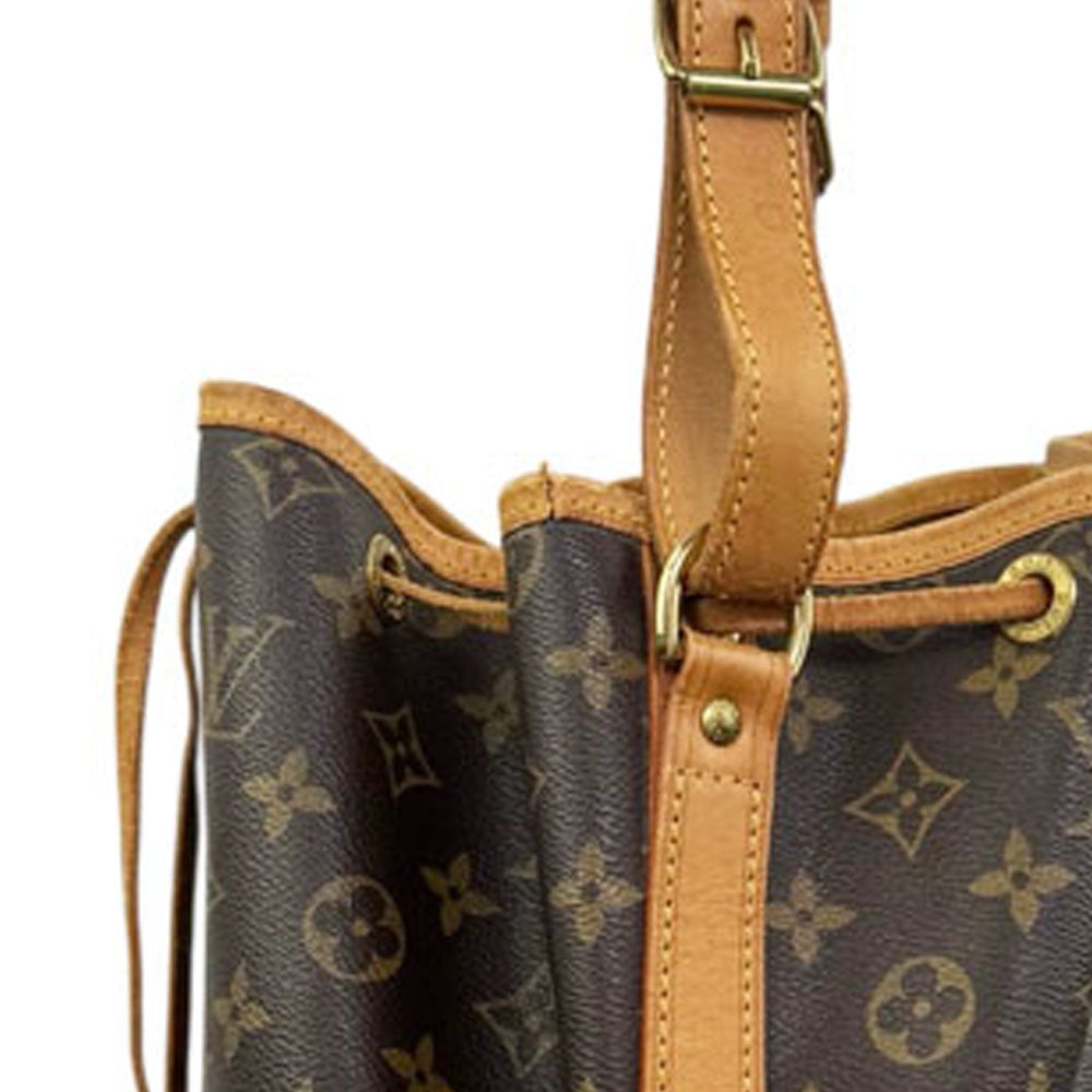 LOUIS VUITTON Noe Monogram Shoulder Bag LHQ1939