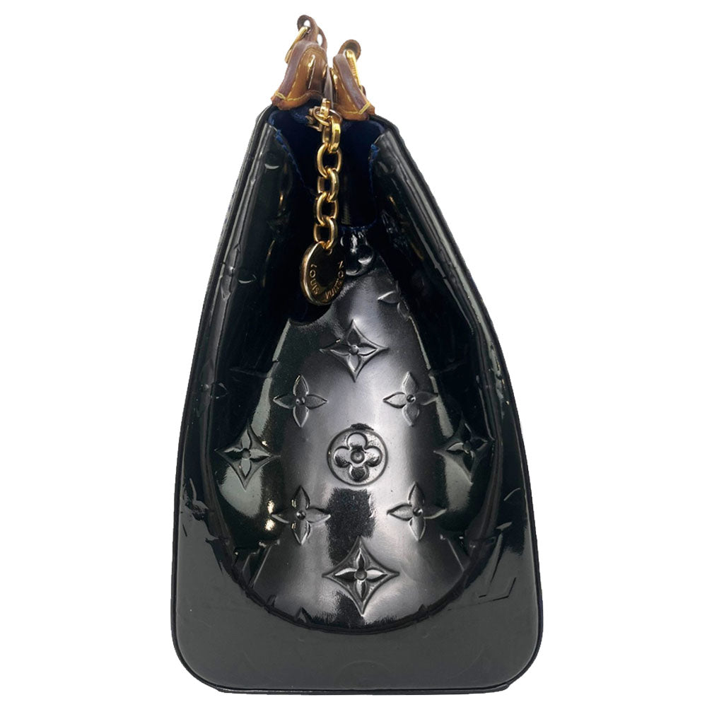 LOUIS VUITTON Vert Tonic Vernis Empreinte Monogram Brea MM Shoulder Bag LHQ1999