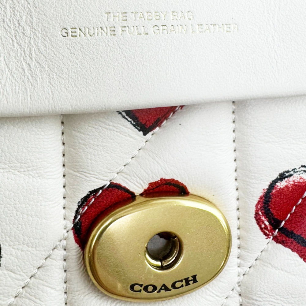 COACH Tabby White Leather Quilted Heart Shoulder Bag LHQ2101