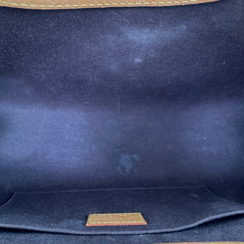 LOUIS VUITTON Roxbury Drive Vernis Burgundy Shoulder Bag LHQ2102