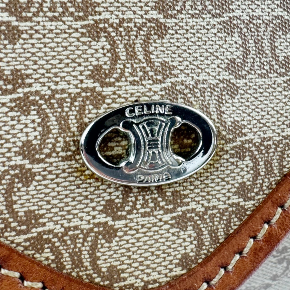 CELINE Macadam Light Brown Envelope Clutch Pouch LHQ2192