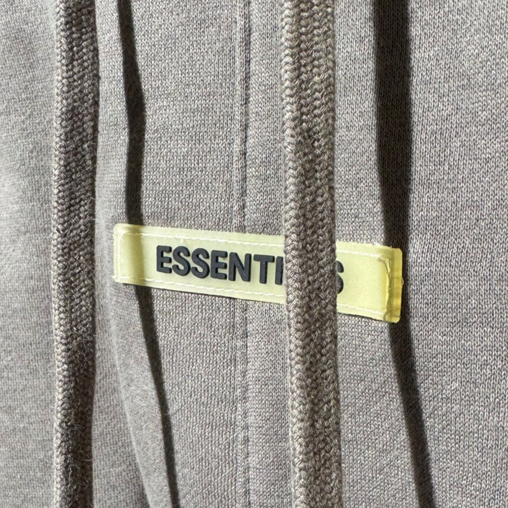 FEAR OF GOD Essentials Full Grey Tracksuit M LHQ2400