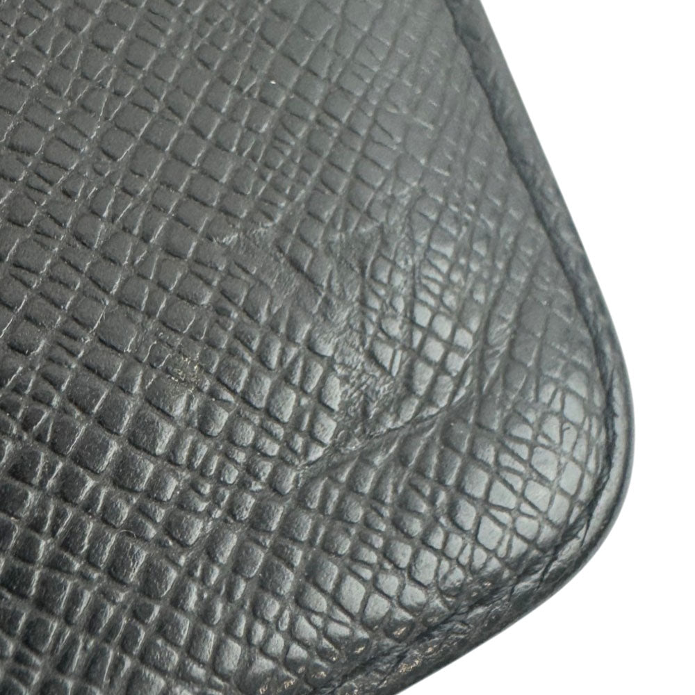 LOUIS VUITTON Taiga Black Zip-Around Wallet LHQ2457