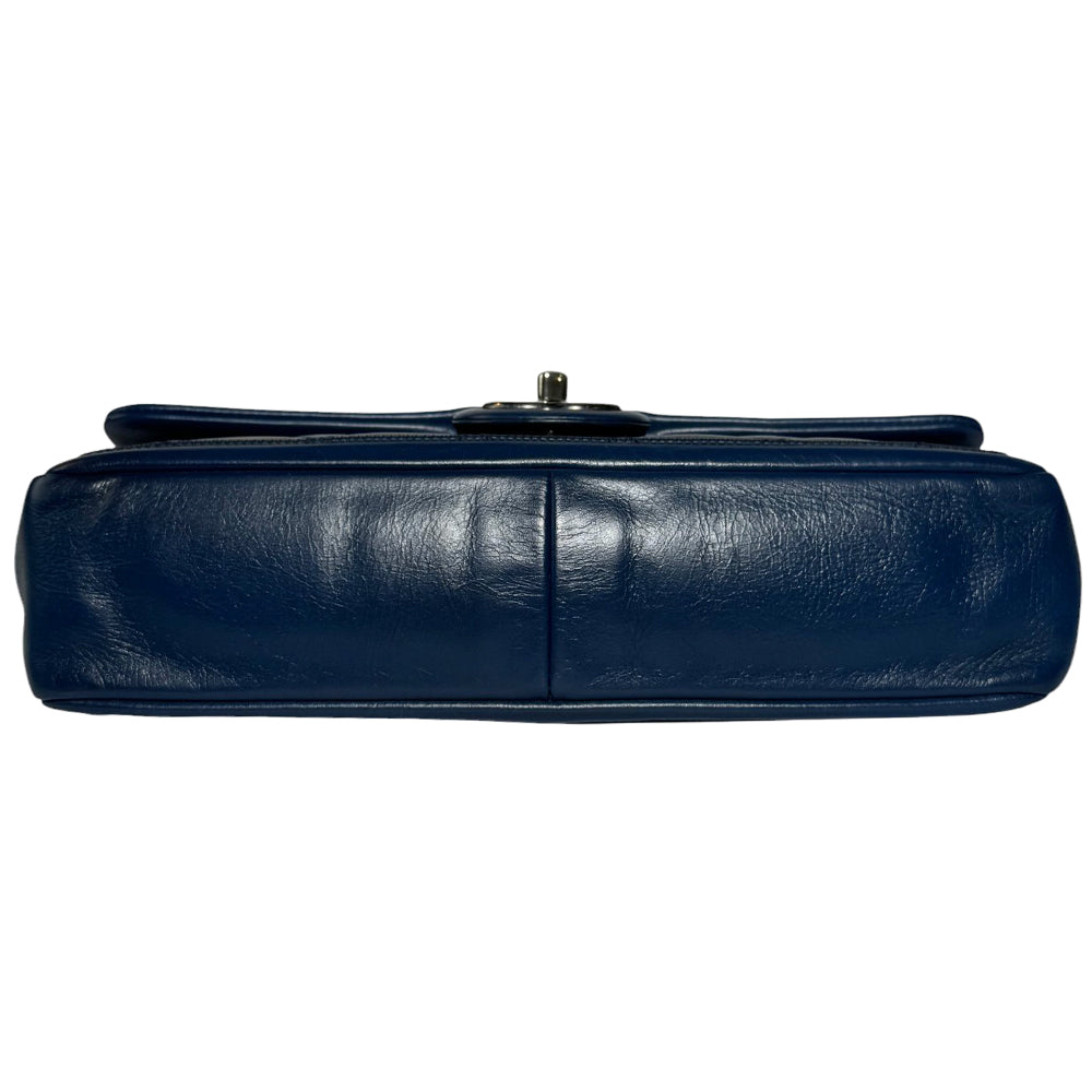 CHANEL Matelasse Schwarze Umhängetasche LHQ252