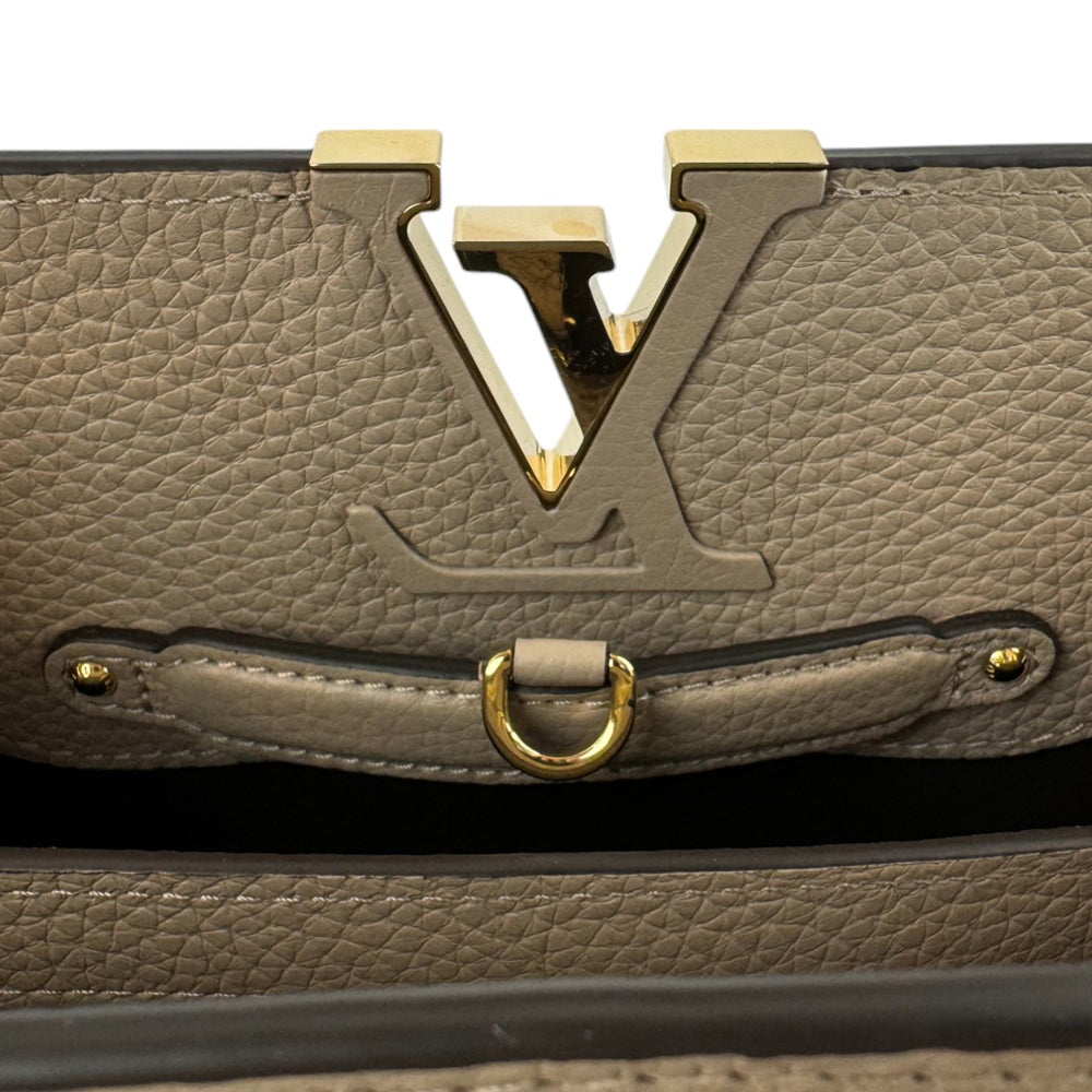 LOUIS VUITTON Capucines MM Galet Leather Handbag Shoulder Bag LHQ485
