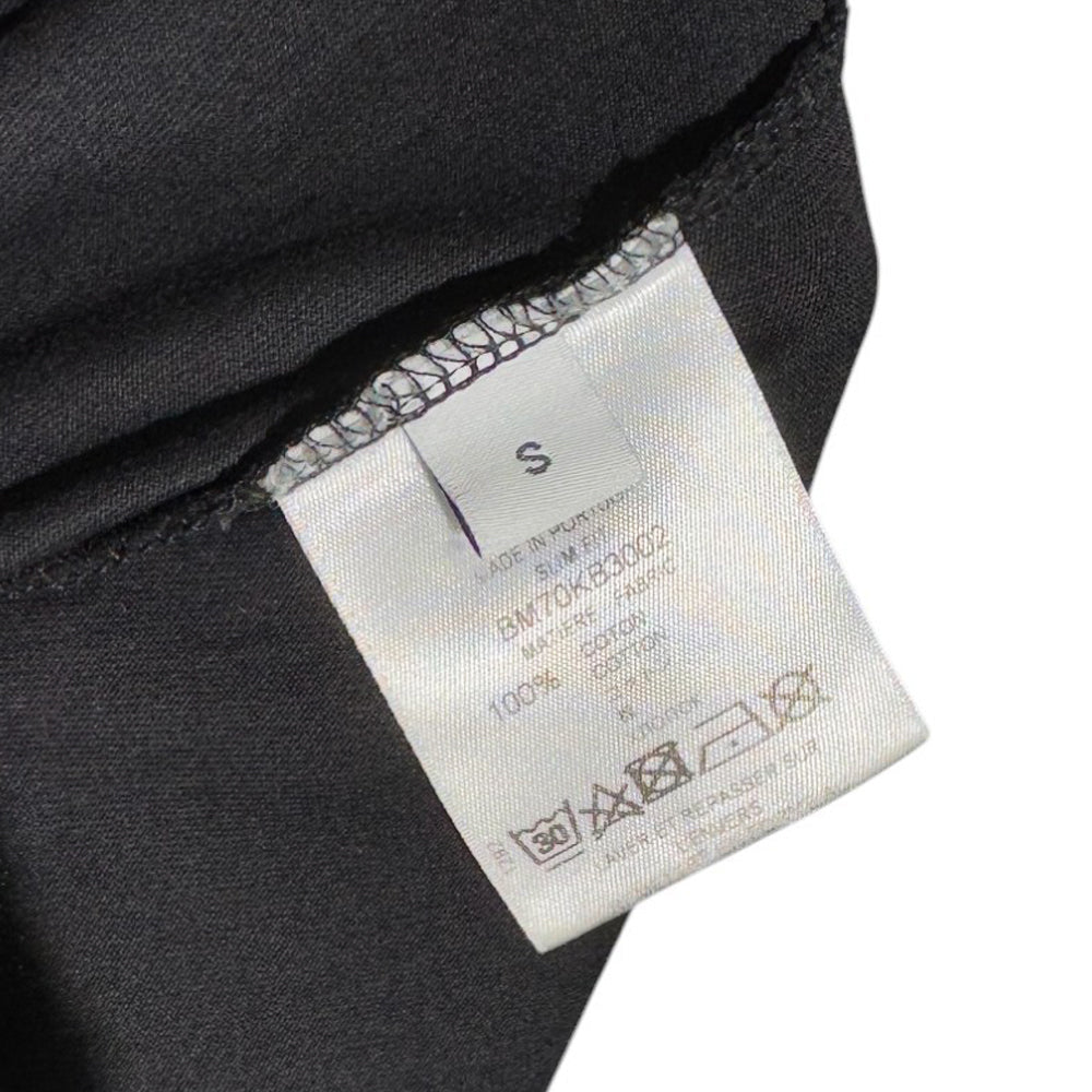 GIVENCHY Distressed Star Neckline Black T-Shirt Size Small LHQ539