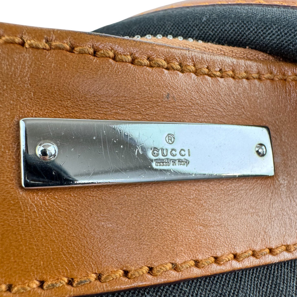 GUCCI Black Canvas Crossbody Shoulder Bag LHQ542