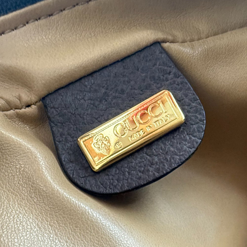 GUCCI GG Supreme Canvas Clutch Wristlet Bag LHQ900