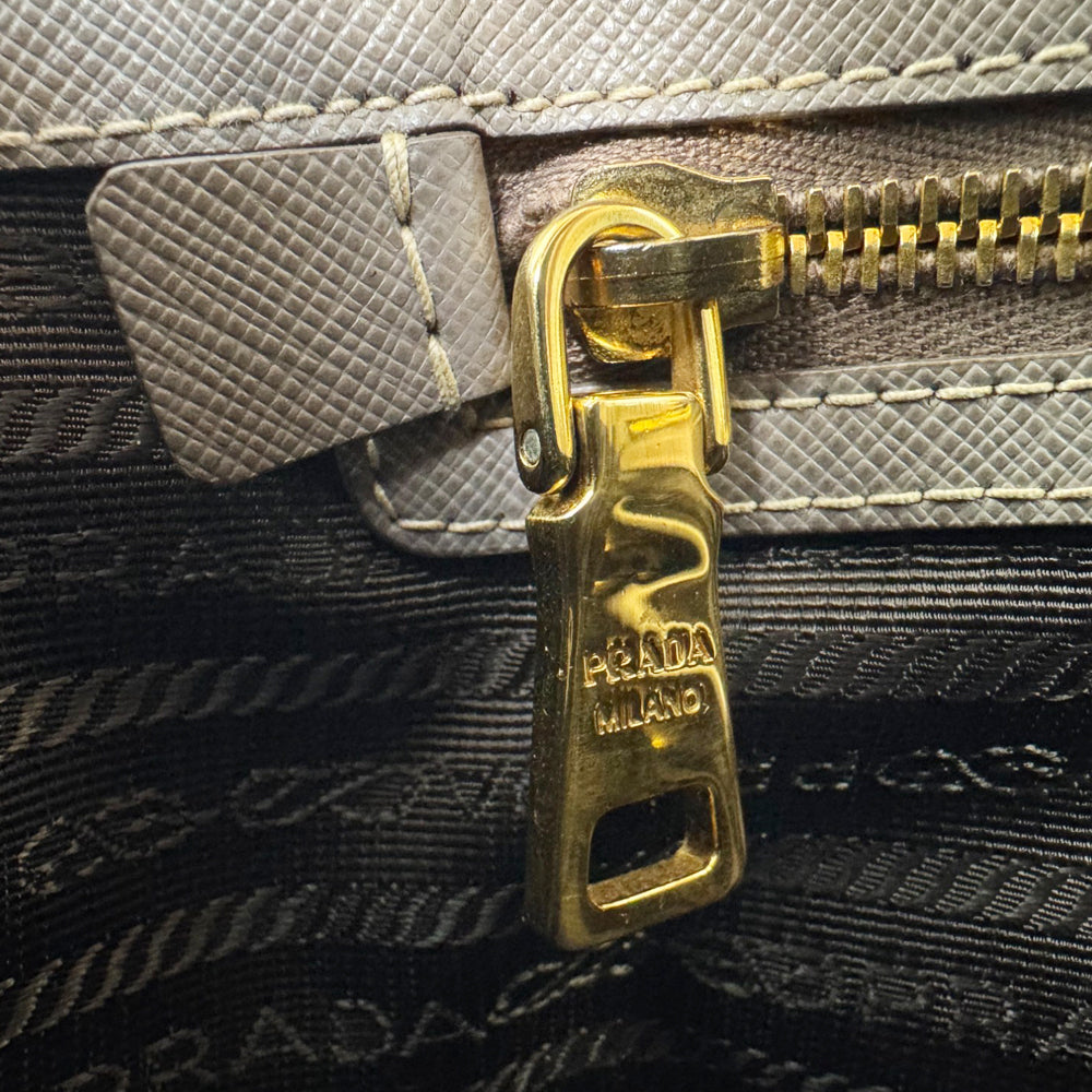 PRADA Galleria Saffiano Grey Leather Handbag LHQ905