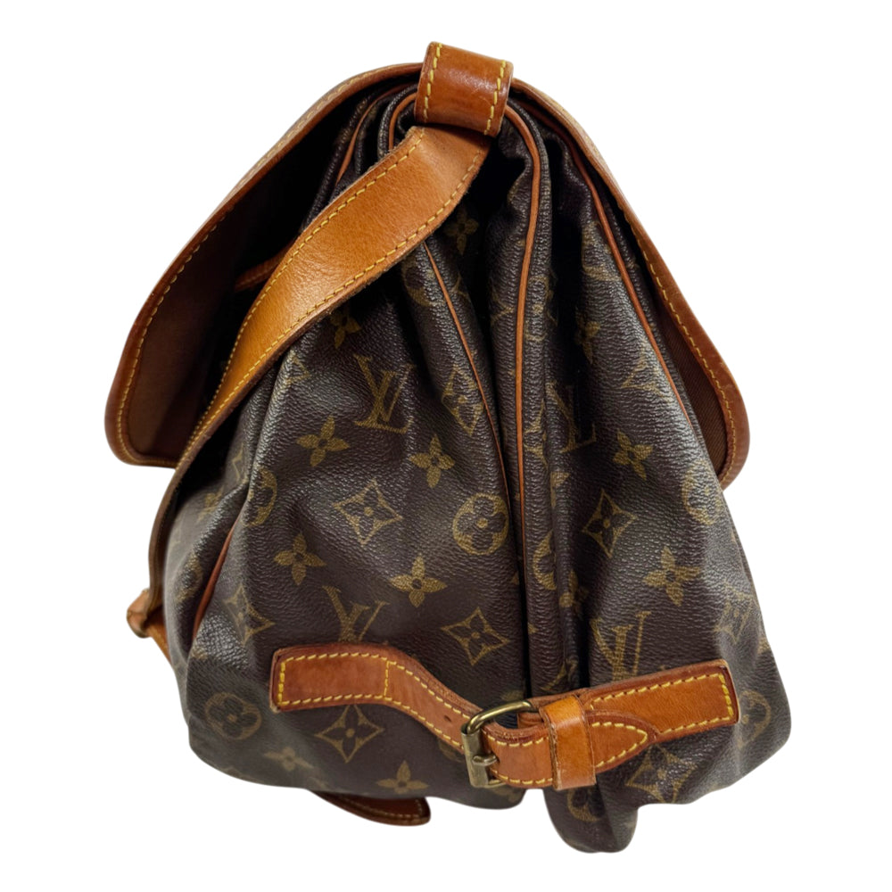 LOUIS VUITTON Monogram Saumur 35 Crossbody Bag LHQ2396