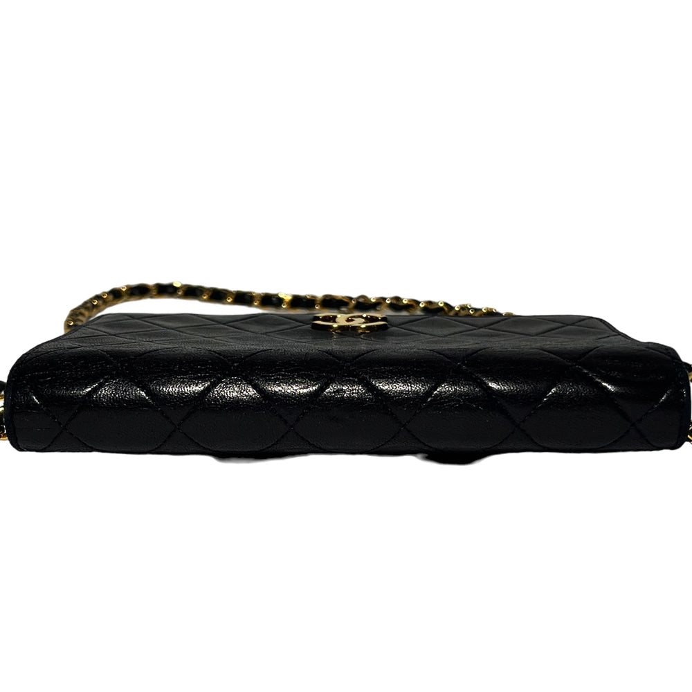 CHANEL Bandolera Mini Matelassé Piel de cordero negra LHQ108