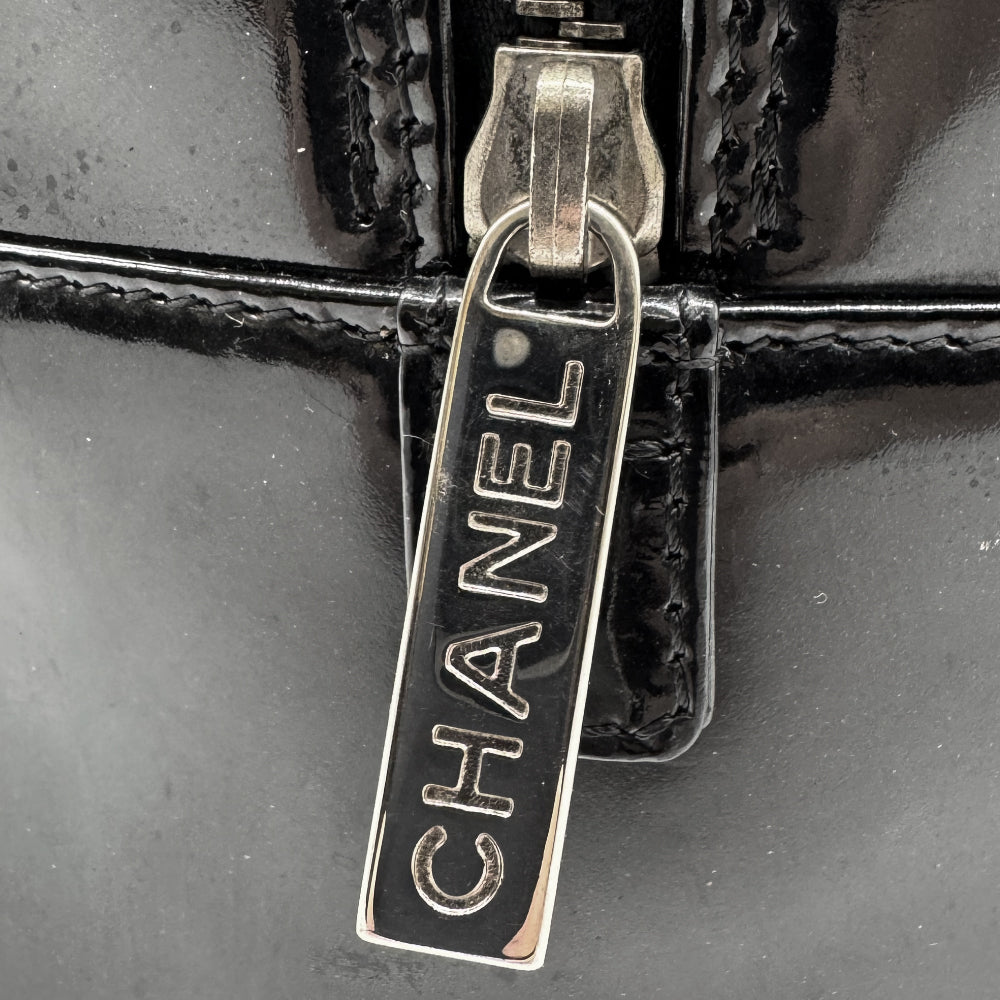 CHANEL Black Patent Leather Chocolate Bar Boston Bag LHQ1126